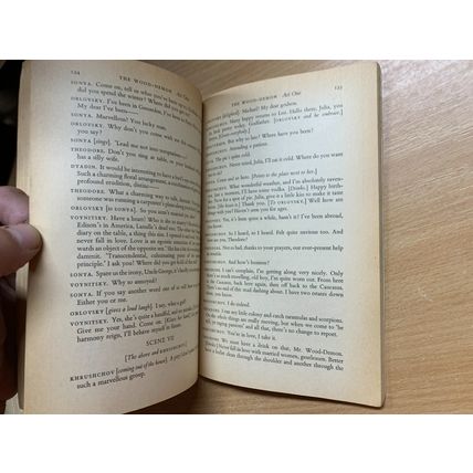 1974 CHEKHOV PLAYS "UNCLE VANYA/CHERRY ORCHARD/WOOD DEMON" PAPERBACK BOOK (P2)