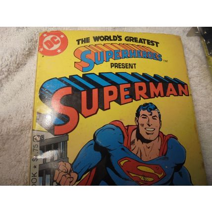 JUSTICE LEAGUE NEWSPAPER STRIP Paperback, DC Comics, 1982!! $20.00 obo!