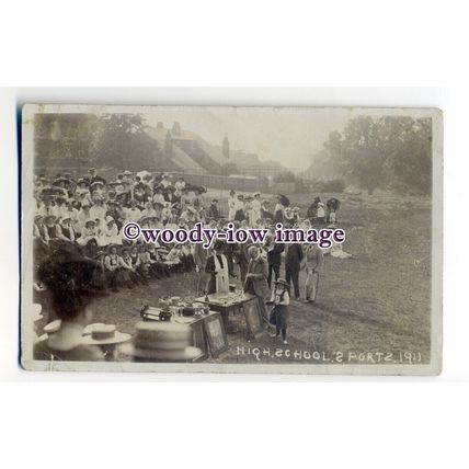 su3229 - Unknown High School, Kids & Parents on Sports Day in 1911 - postcard