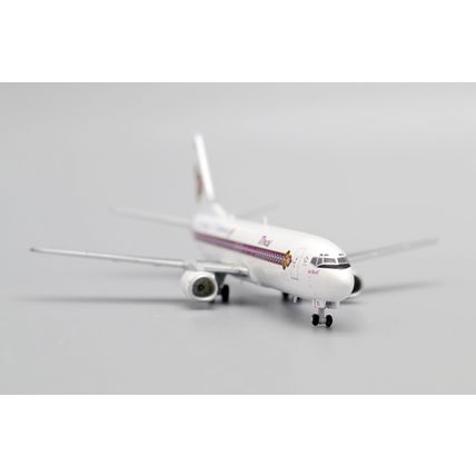 B737-400 THAI AIRWAYS REG: REG: HS-TDJ WITH ANTENNA - JC WINGS XX4987 1/400