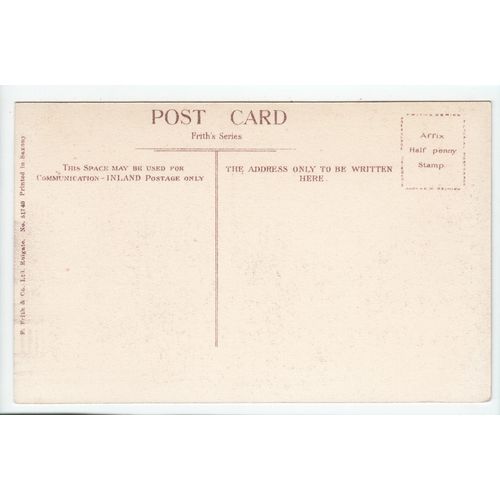 The Beaumont Cross Newark Postcard Nottinghamshire 51740