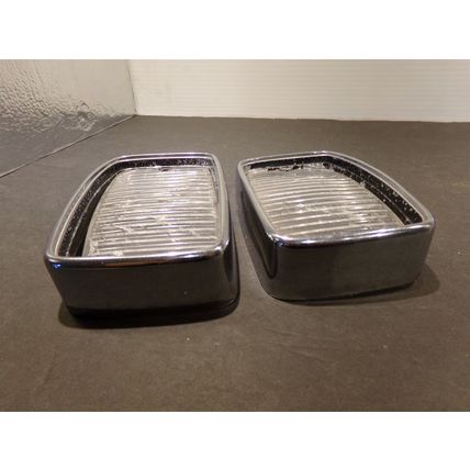 1970 71 72 PLYMOUTH DUSTER VALIANT TURN SIGNAL LENSES & BEZELS OEM 3679226