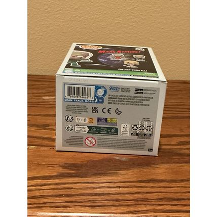 Funko Pop! Mars Attacks! Martian Soldier #1877 Funko Exclusive (Box & Protector)