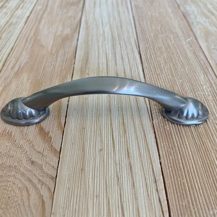 2 Drawer Pulls Dual Mount Shell Pull Satin Nickel Flower Curve Arch Bow Cabinet