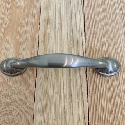 2 Drawer Pulls Dual Mount Shell Pull Satin Nickel Flower Curve Arch Bow Cabinet