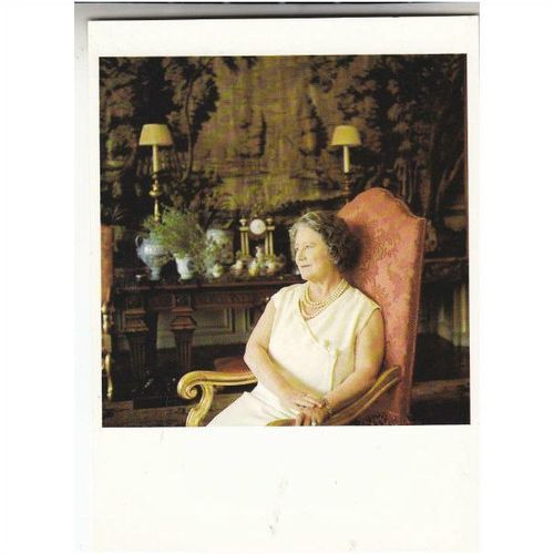 Colour Postcard - Queen Elizabeth the Queen Mother 1968 Photo by Cecil Beaton