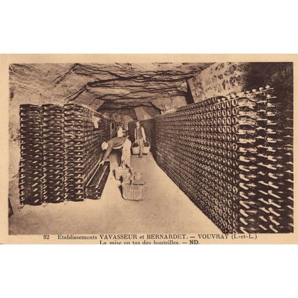 Vavasseur et Bernadet Vouvay Old French Postcard