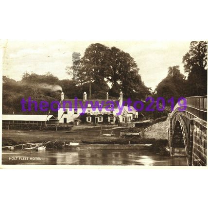 Holt Fleet Hotel, Worcestershire, RP Postcard 1934