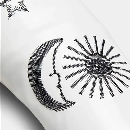 Moon Star Sun White Boots Black Embroidery Heel UK 6