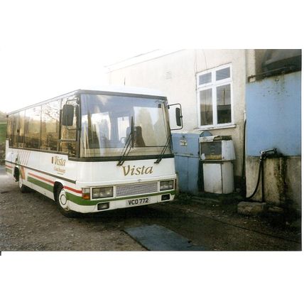 Colour Photograph of Vista Coachways of Yatton - VCO 772 ex. Ellisons Coaches