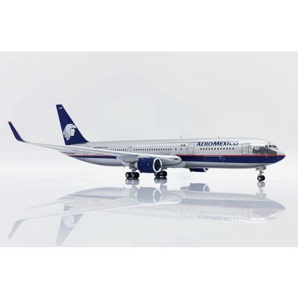 B767-300ER AEROMEXICO REG: XA-APB W/STAND - JC WINGS JC20149 1/200 - PRE ORDER