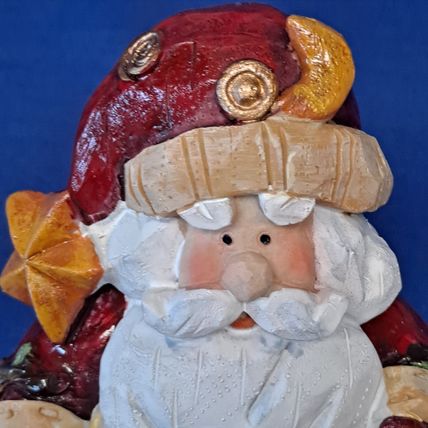 SANTA CLAUS Christmas STOCKING HOLDER Mantel Hanger Wreath Hook Resin