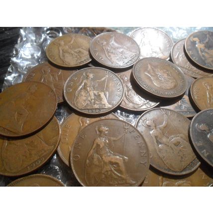 Bulk lot of Victoria to George VI pennies - 37 coins.