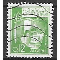 ALGERIE N° 399a YVERT OBLITERE ( USED )