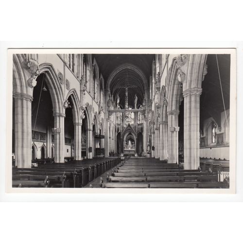 Interior Sacred Heart Church Wimbledon London RP Postcard