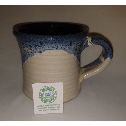 HANDCRAFTED GLAZED STONEWARE FACE MUG BLUES & WHITE SIGNED RT