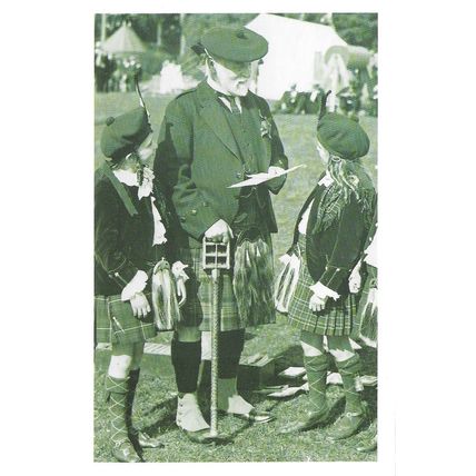 Postcard Highland Games 1922 Dancers & Veteran Scotland Scotsman - Nostalgia