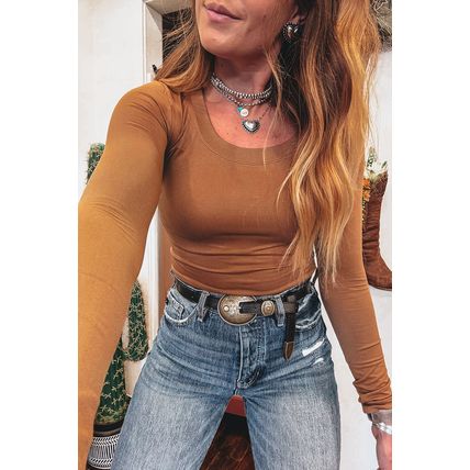 Chestnut Solid Color Long Sleeve Fitted Top