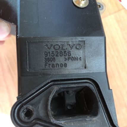 Volvo 9152856 Fuel Gas Door Popper Latch Lock Release Solenoid S70