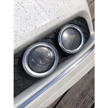 2010-2013 Mercedes Benz E350 Front Bumper + Fog Lights OEM White Local Pickup