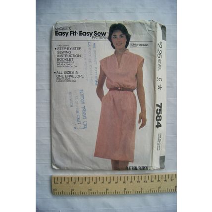 1981 McCall's Pattern No. 7584 Easy Fit, Easy Sew dress, sizes 6-16, 78-92 cm