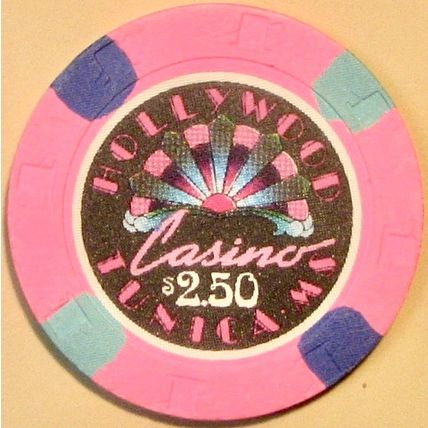 Hollywood. $2.50 Casino Chip. Tunica, MS. X15.
