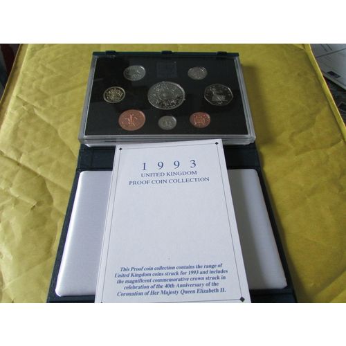 1993 QUEEN ELIZABETH II ROYAL MINT PROOF SET BLUE CASE. I