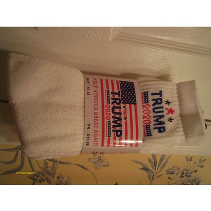 Donald Trump CREW Socks 2020 WHITE 90% COTTON 10% POLY size 10-13 NEW 3 Pair
