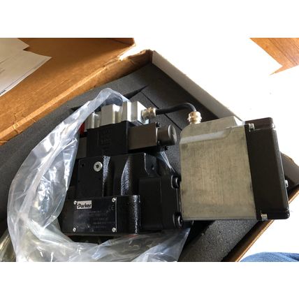 NEW PARKER D41FHA32F4NB0043,PARKER D41FHA32F4NB00 DC VALVE,D1FVE50BCNLB35,373,AA