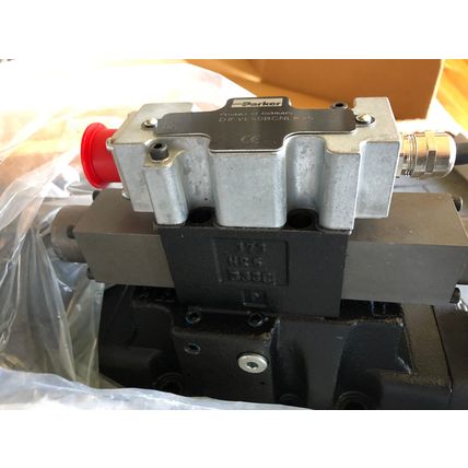 NEW PARKER D41FHA32F4NB0043,PARKER D41FHA32F4NB00 DC VALVE,D1FVE50BCNLB35,373,AA