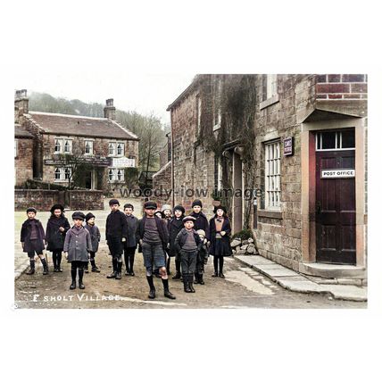 ptc2176 - Yorks. - Children outside the Esholt Village Post Office - print 6x4