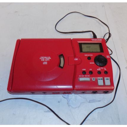 TASCAM Portable CD Guitar Trainer CD-GT1 with AC Adapter, Tested