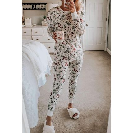 White Holly Print Thermal Pullover Pants Lounge Set