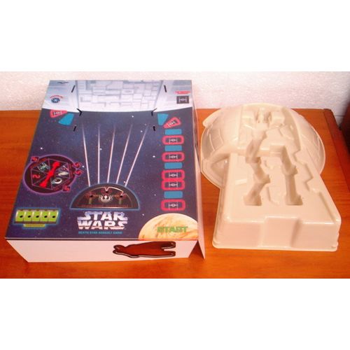 STAR WARS ' DEATH STAR ASSAULT GAME ' (1995)