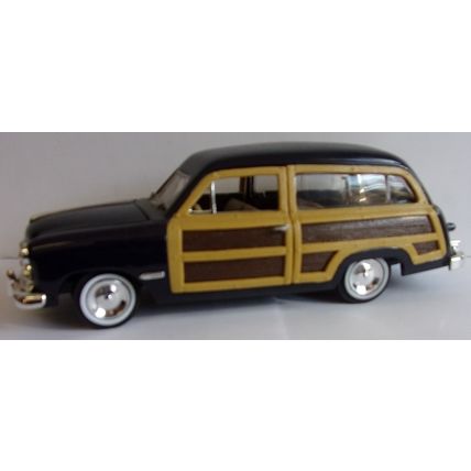 1949 FORD WOODY WAGON 1:24