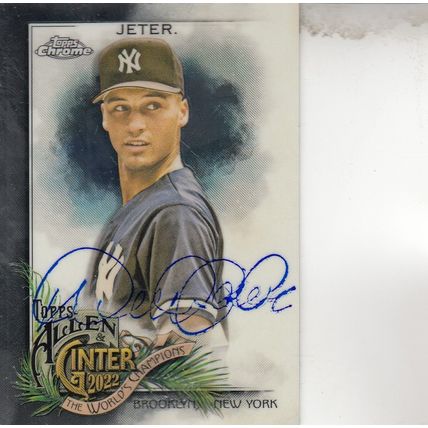 DEREK JETER 2022 AUTOGRAPHED NEW YORK YANKEES HOF ORLD CHAMPION SHIRTSTOP CAPTAN