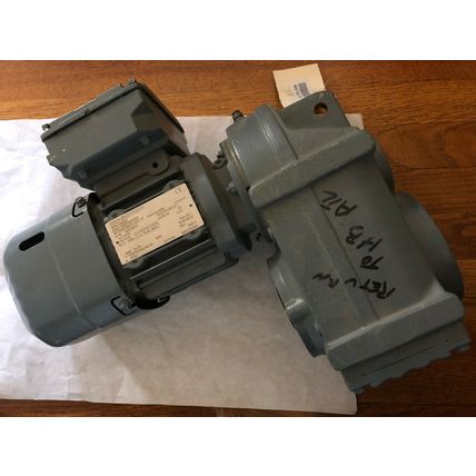 NEW SEW EURODRIVE FA47 DRS71S4BE05 AC GEARMOTOR. INVERTER DUTY,SJ