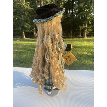 Porcelain Doll 'The Broadway Collection' Collectible Victorian Doll Martha VTG