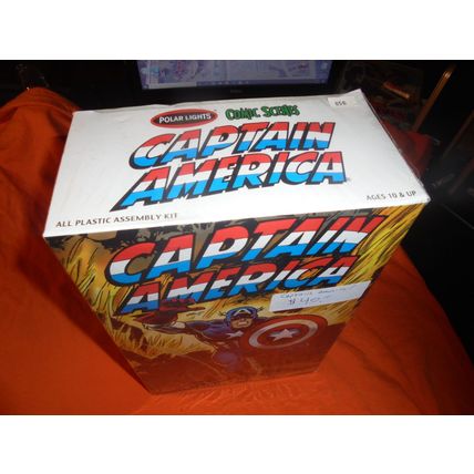 CAPTAIN AMERICA COMIC SCENES Model Kit, Polar Lights Models, 2011!! $40.00 OBO!!