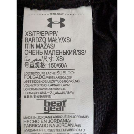 Under Armour Womens Black Heat Gear Fitted Capri Leggings Pants XS Polyester