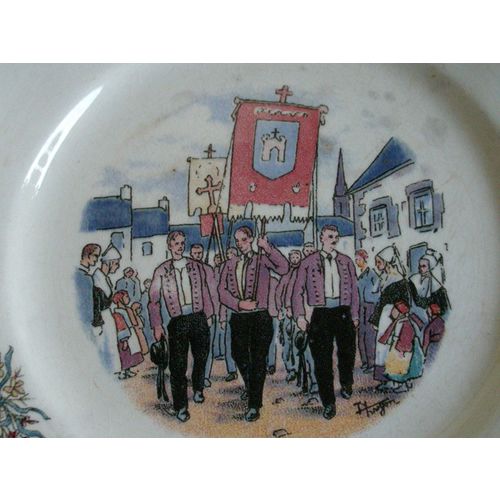 Two French Sarreguemines Decorative Plates