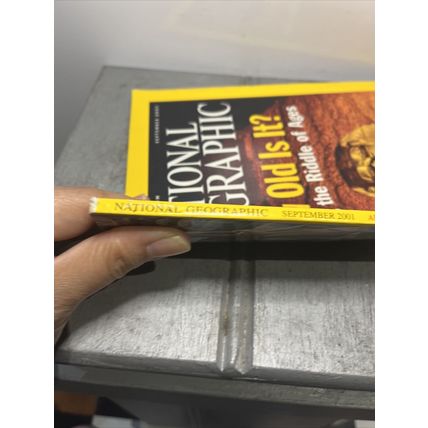 National Geographic Magazine September 2001 How Old is it? - Vintage Collectable