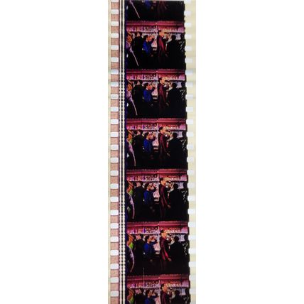 Pk GEB - Z - MIX - d 092N . 1 STRIP OF 5 - 35MM FILM CELLS. ( )