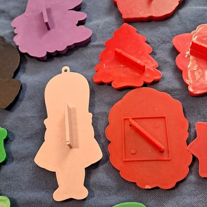 Vintage LOT 17 COOKIE CUTTERS Plastic Halloween Christmas Thanksgiving Train