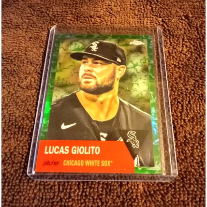 2022 Topps Chrome #417 Lucas Giolito Green Toile Refractor 99/99 NM-MT Or Better