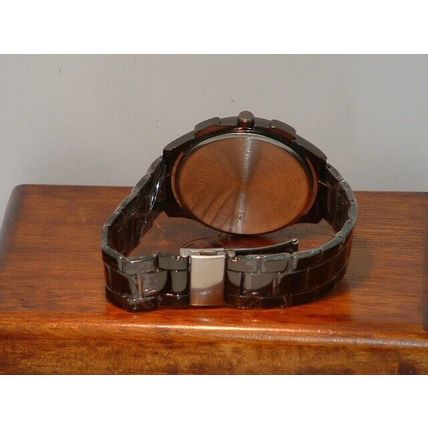 New Men’s Black Sports Analog Fashion Watch