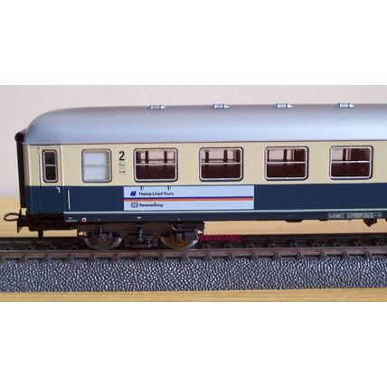 Marklin 4177 HO Express Coach DB 2nd Class - Hapag Lloyd Tours NOS