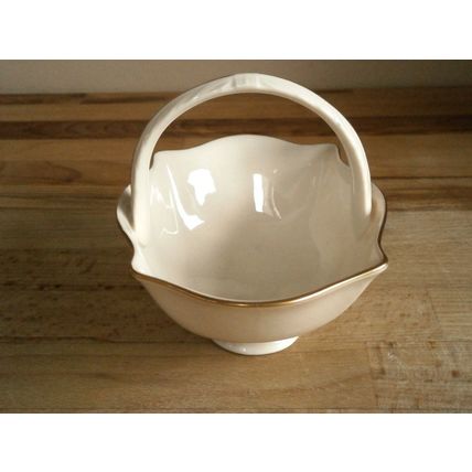 Lenox U.S.A. Cream & Gilt Bonbon / Sweetmeat Basket