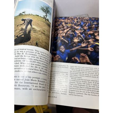 National Geographic Magazine April 1991 Season in the Minors Vintage Collectable