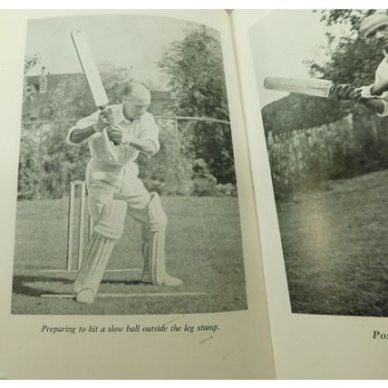 Vintage Cricket Book - The Young Cricketers Manual 1948 First Edition O'Connor J
